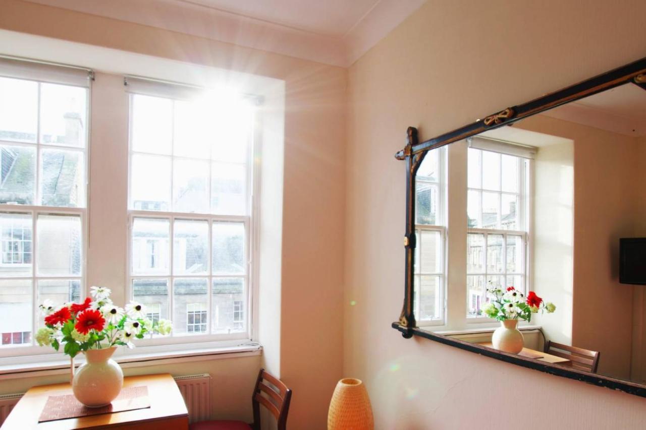 Joivy Bright Flat With Workspace In New Town EDI Exterior foto